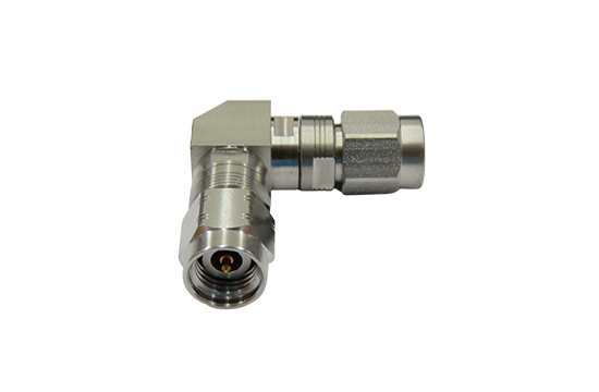 3.5mm R/A PLUG TO PLUG ADAPTER