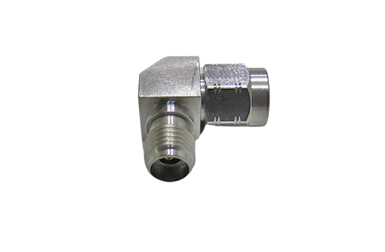 2.92mm R/A PLUG TO 2.92mm JACK ADAPTER